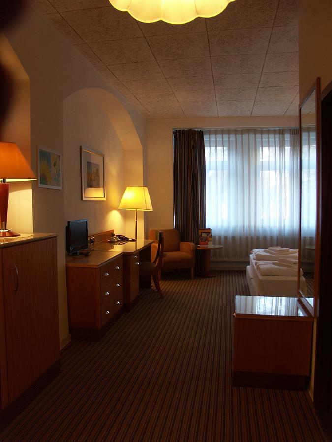 Hotel Toscana Naumburg  Exteriör bild